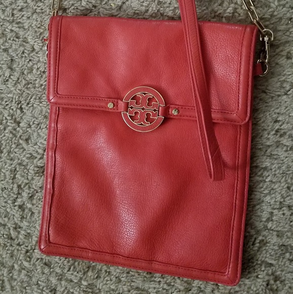 Tory Burch Handbags - Tory burch tablet cross body bag